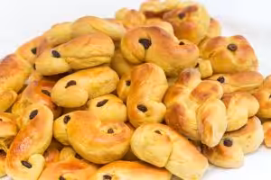 Lussekater ein Safrangebäck